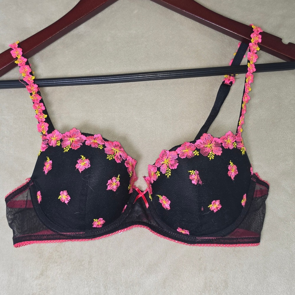 Victorias Secret PINK Push Up Balconette Bra 34B Black Pink Floral Embroidered